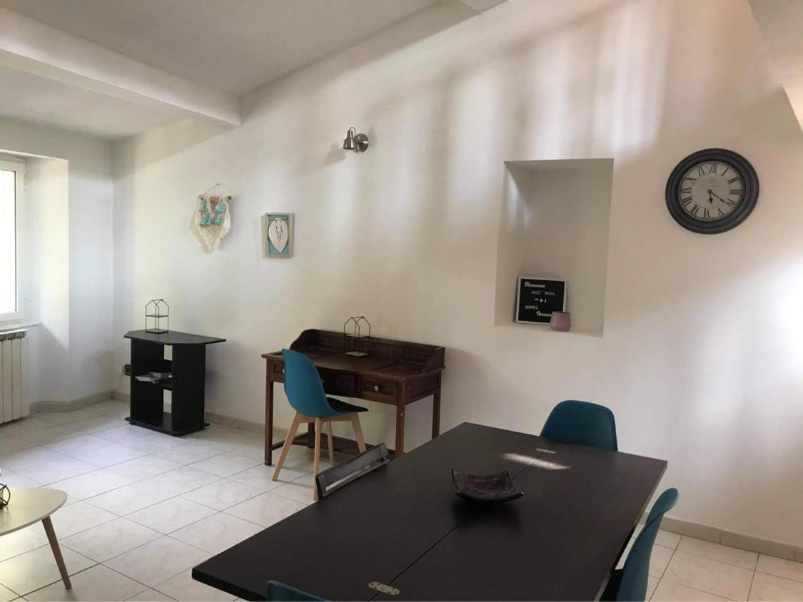 Charmant 3 Pieces 3 Eme Etage Apartment Sospel Bagian luar foto